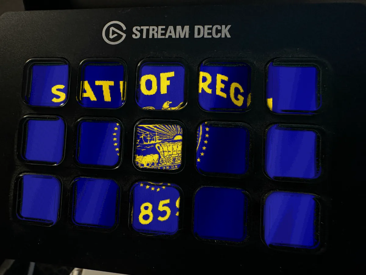 Oregon Flag shown running on a Stream Deck